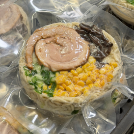 Rako Rako Ramen 黑蒜油豚骨拉面 700g 无敌底汤大片肉